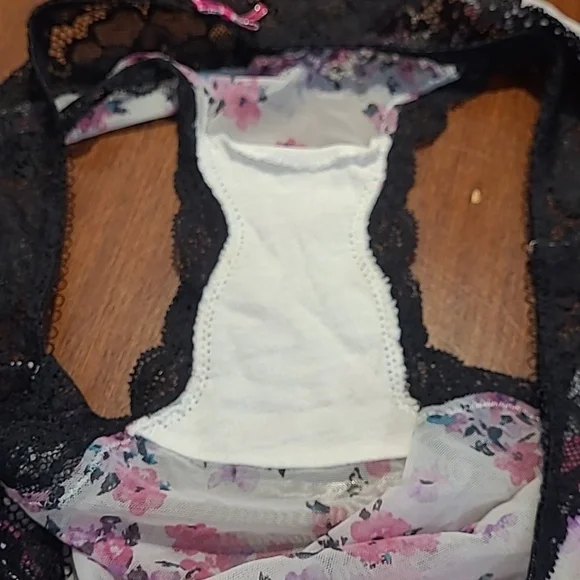 Victoria's Secret Vintage Dream Angels Bikini NWOT - Picture 9 of 10